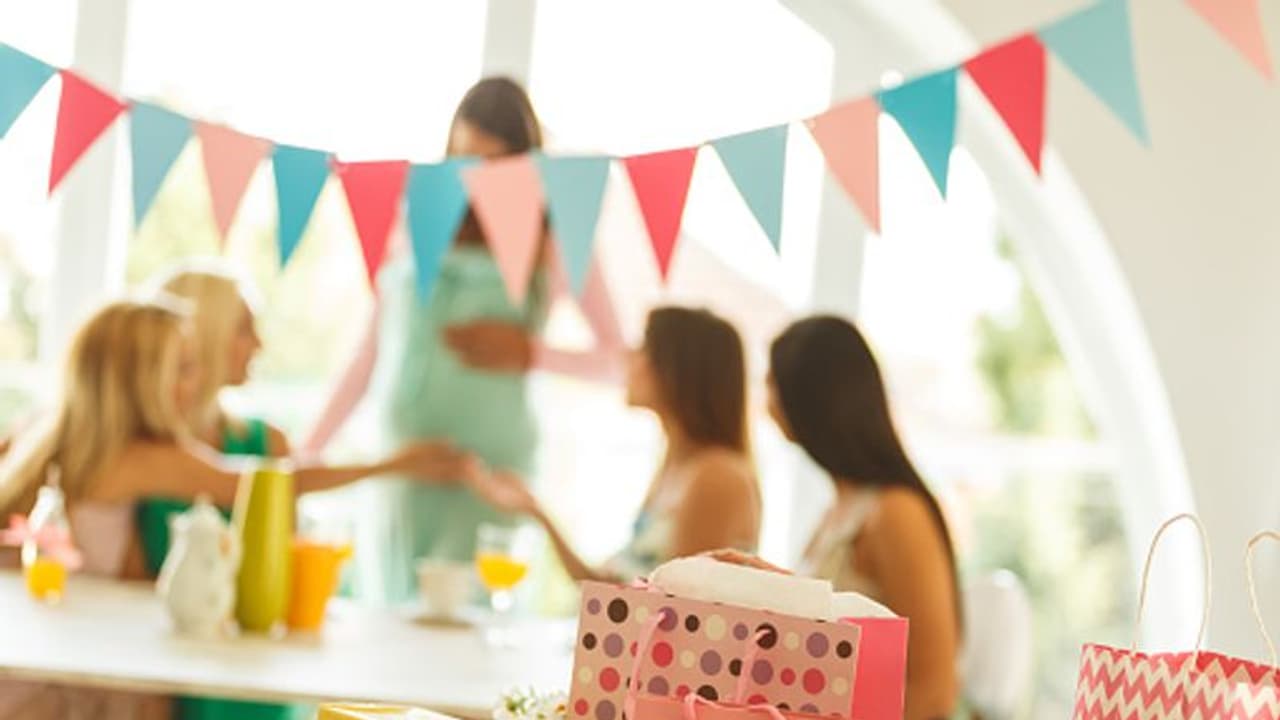 സുഹൃത്തിന്റെ ഗര്ഭം അലസി, ബേബി ഷവര് സമ്മാനം തിരികെ ചോദിക്കാമോയെന്ന് കുറിപ്പ്; ഉപദേശിച്ച് നെറ്റിസണ്സ് സുഹൃത്തിന്റെ ഗര്ഭം അലസി, ബേബി ഷവര് സമ്മാനം തിരികെ ചോദിക്കാമോയെന്ന് കുറിപ്പ്; ഉപദേശിച്ച് നെറ്റിസണ്സ്