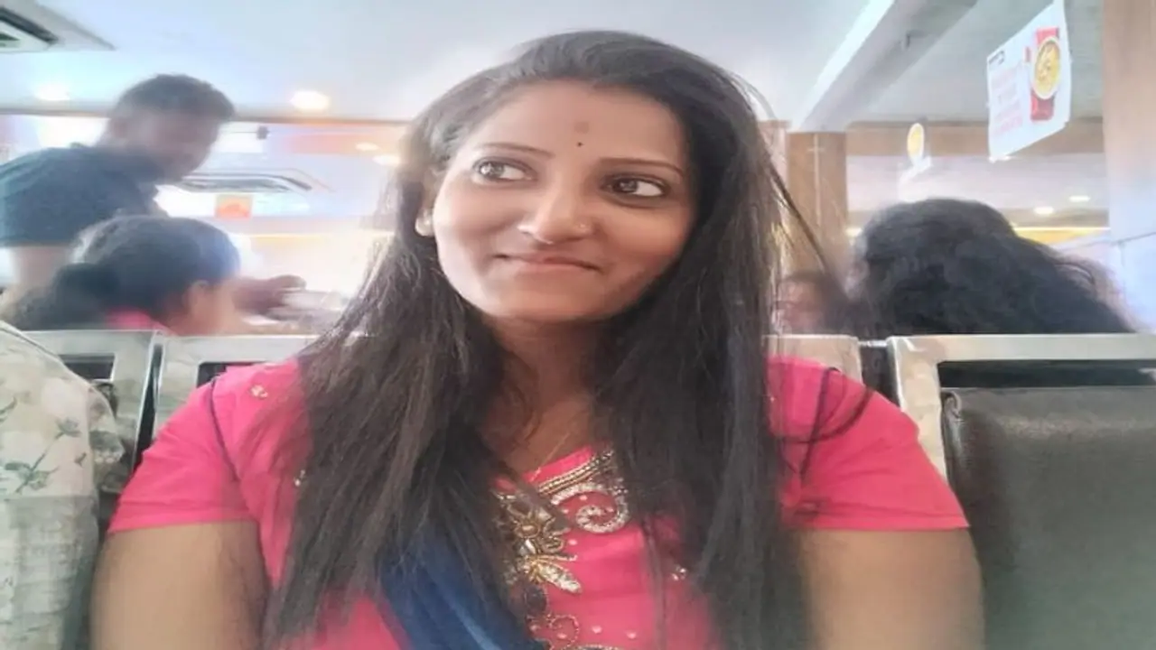 విశాఖలో దారుణం.. బీచ్లో ప్రియురాలిని హత్య చేసిన ప్రియుడు..!! విశాఖలో దారుణం.. బీచ్లో ప్రియురాలిని హత్య చేసిన ప్రియుడు..!!