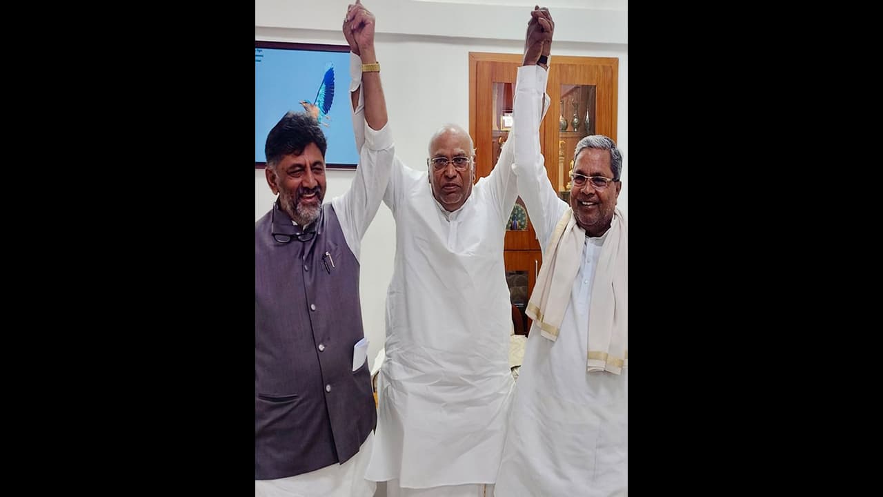 ನುಡಿದಂತೆ ನಡೆಯುವಲ್ಲಿ ಕಾಂಗ್ರೆಸ್ ವಿಫಲ : ಜೆಡಿಎಸ್ ಮುಖಂಡ ನುಡಿದಂತೆ ನಡೆಯುವಲ್ಲಿ ಕಾಂಗ್ರೆಸ್ ವಿಫಲ : ಜೆಡಿಎಸ್ ಮುಖಂಡ