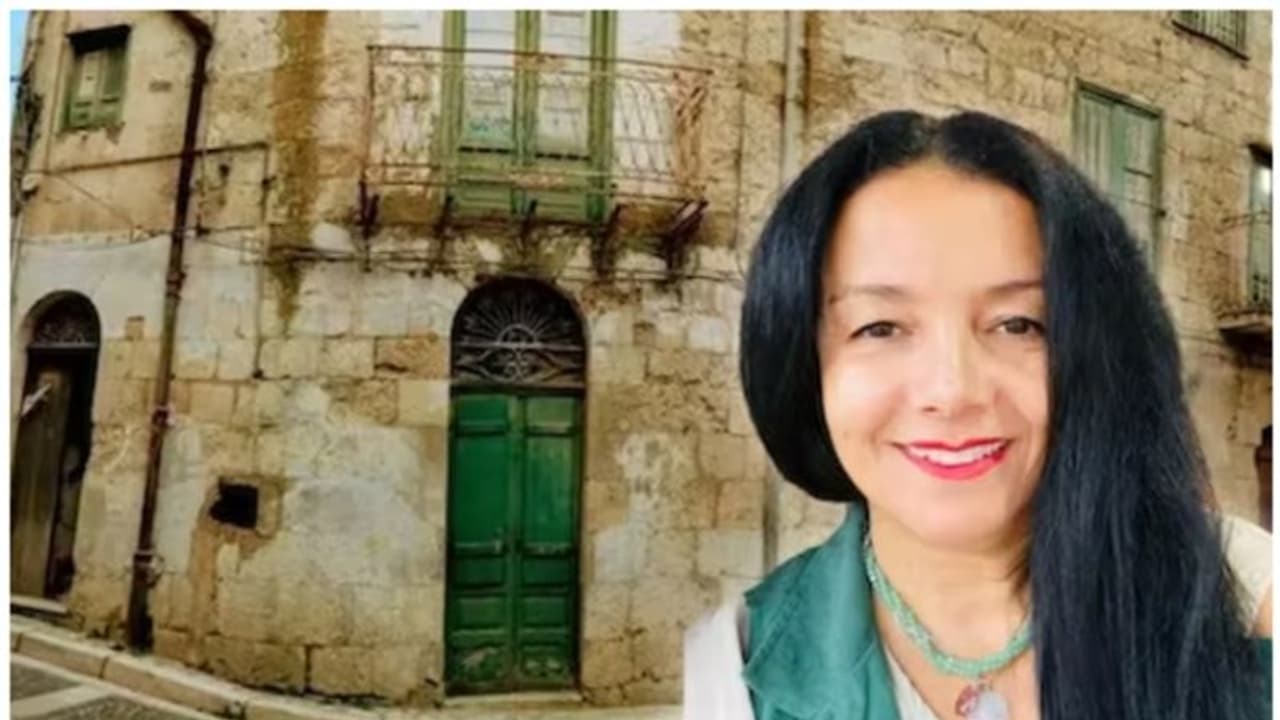 വെറും 270 രൂപയ്ക്ക് ഇറ്റലിയില് മൂന്ന് വീട് സ്വന്തമാക്കി യുവതി; കണ്ണ് തള്ളി നെറ്റിസണ്സ് വെറും 270 രൂപയ്ക്ക് ഇറ്റലിയില് മൂന്ന് വീട് സ്വന്തമാക്കി യുവതി; കണ്ണ് തള്ളി നെറ്റിസണ്സ്