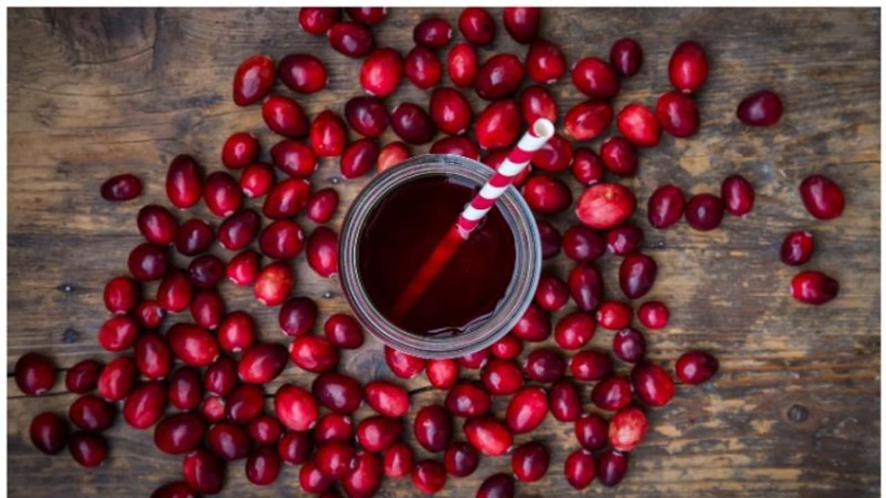 മൂത്രാശയ അണുബാധ അകറ്റാം, പ്രതിരോധശേഷി കൂട്ടാം ; ക്രാന്ബെറി ജ്യൂസ് ശീലമാക്കൂ മൂത്രാശയ അണുബാധ അകറ്റാം, പ്രതിരോധശേഷി കൂട്ടാം ; ക്രാന്ബെറി ജ്യൂസ് ശീലമാക്കൂ