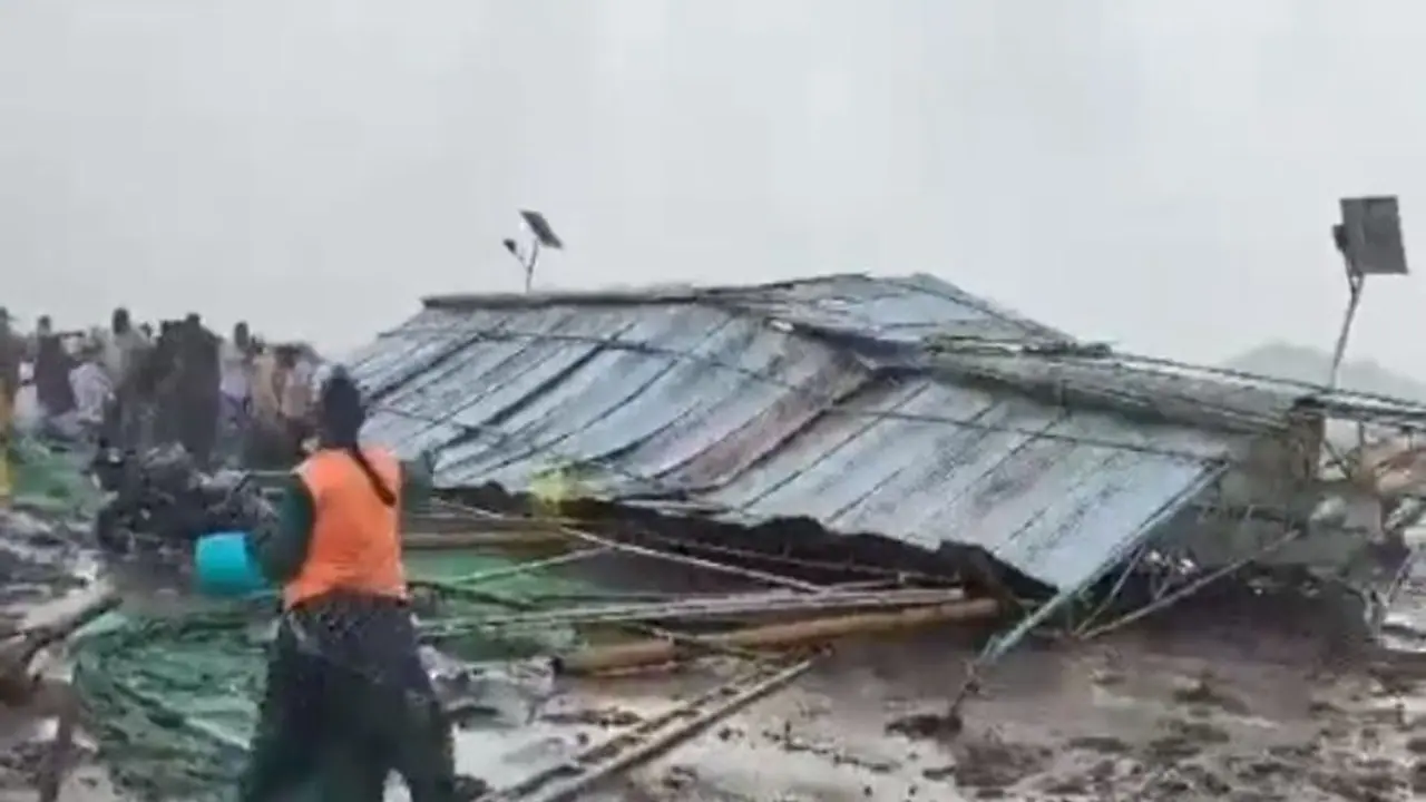 ఆర్ 5 జోన్ పనులు చేస్తుండగా గాలివాన.. కూలిన షెడ్.. పలువురికి గాయాలు.. ఆర్ 5 జోన్ పనులు చేస్తుండగా గాలివాన.. కూలిన షెడ్.. పలువురికి గాయాలు..