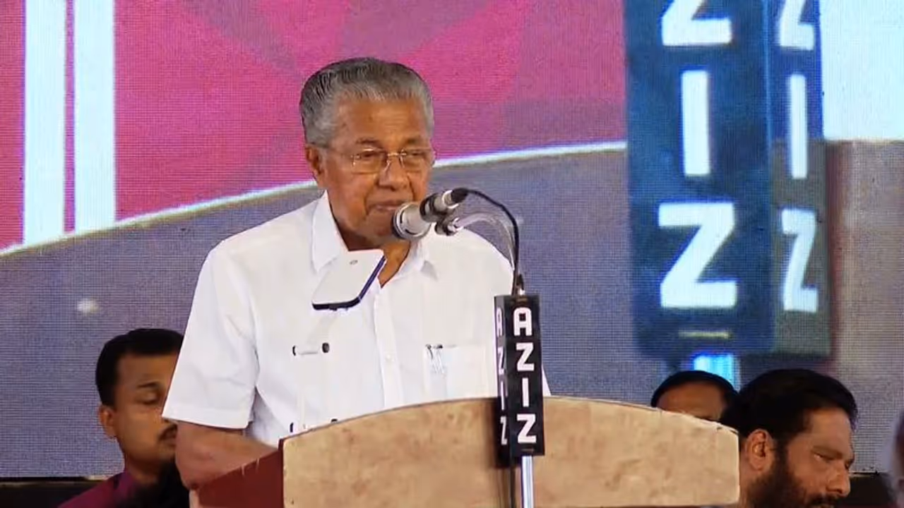 വെറും 7 വർഷം പ്രചാരത്തിലുള്ള കറൻസിയാണ് പിൻവലിച്ചത്, സാമ്പത്തിക പരിഷ്കാരം ദീർഘ വീക്ഷണത്തോടെയല്ല; മുഖ്യമന്ത്രി