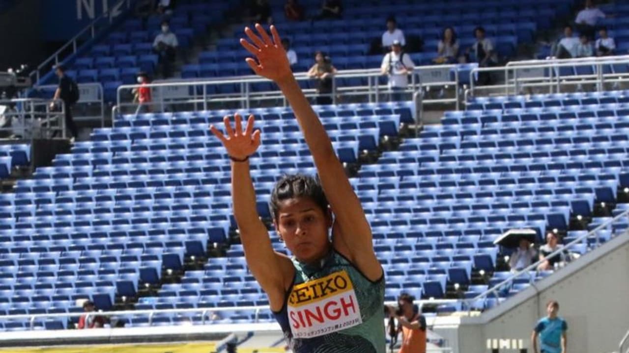 கோல்டன் கிராண்ட் பிரிக்ஸ் 2023: நீளம் தாண்டுதலில் இந்திய வீராங்கனை ஷைலி சிங் வெண்கலம் வென்று சாதனை