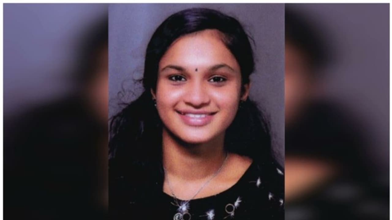 'ബന്ധത്തിൽ നിന്ന് പിന്മാറിയാൽ കൊന്നുകളയും, 28 കാരന്റെ നിരന്തര ഭീഷണി', സഹിക്കവയ്യാതെ ജീവനൊടുക്കിയ രാഖിശ്രീ