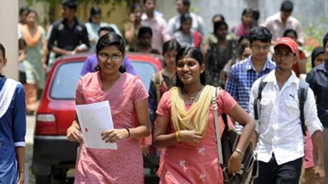 UG admissions: Delhi University introduces single girl child quota for session 2024 25