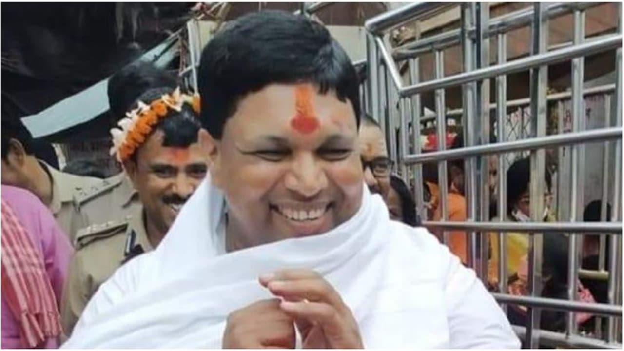 'കേരളം മറ്റ് സംസ്ഥാനങ്ങള്ക്ക് മാതൃക'; പ്രശംസിച്ച് ജാര്ഖണ്ഡ് മന്ത്രി 'കേരളം മറ്റ് സംസ്ഥാനങ്ങള്ക്ക് മാതൃക'; പ്രശംസിച്ച് ജാര്ഖണ്ഡ് മന്ത്രി