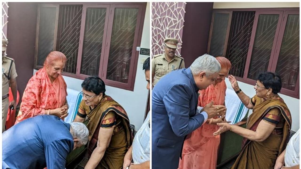 'ಮೇಡಮ್ ನಿಮಗೆ ನಾನು ಜಗದೀಪ್, ಉಪರಾಷ್ಟ್ರಪತಿಯಲ್ಲ' 83 ವರ್ಷದ ಶಾಲಾ ಟೀಚರ್ಗೆ ಹೇಳಿದ ಜಗದೀಪ್ ಧನ್ಕರ್! 'ಮೇಡಮ್ ನಿಮಗೆ ನಾನು ಜಗದೀಪ್, ಉಪರಾಷ್ಟ್ರಪತಿಯಲ್ಲ' 83 ವರ್ಷದ ಶಾಲಾ ಟೀಚರ್ಗೆ ಹೇಳಿದ ಜಗದೀಪ್ ಧನ್ಕರ್!