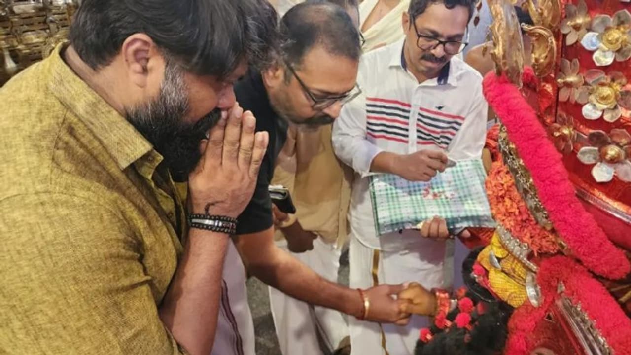 'ശ്രീ മുത്തപ്പൻ' കണ്ണൂരിൽ, പ്രധാന കഥാപാത്രങ്ങളായി ജോയ് മാത്യുവും അശോകനും 'ശ്രീ മുത്തപ്പൻ' കണ്ണൂരിൽ, പ്രധാന കഥാപാത്രങ്ങളായി ജോയ് മാത്യുവും അശോകനും