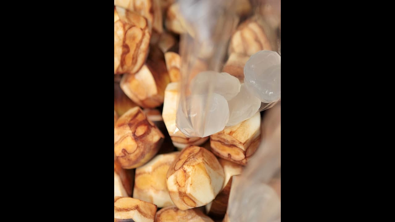 Summer Drink : கோடையில் குளூ குளூ.. உடனே நுங்கு ஜூஸ் செய்து குடிங்க.. ரெடிபி இதோ!! Summer Drink : கோடையில் குளூ குளூ.. உடனே நுங்கு ஜூஸ் செய்து குடிங்க.. ரெடிபி இதோ!!