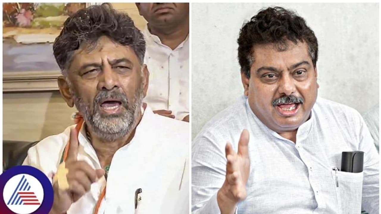 ಸಿದ್ದರಾಮಯ್ಯ, ಡಿಕೆಶಿಯನ್ನು ಸಿಎಂ ಆಗೋಕೆ ಬಿಡೋದಿಲ್ಲ: ಭವಿಷ್ಯದ ಎಚ್ಚರಿಕೆ ರವಾನೆ! ಸಿದ್ದರಾಮಯ್ಯ, ಡಿಕೆಶಿಯನ್ನು ಸಿಎಂ ಆಗೋಕೆ ಬಿಡೋದಿಲ್ಲ: ಭವಿಷ್ಯದ ಎಚ್ಚರಿಕೆ ರವಾನೆ!