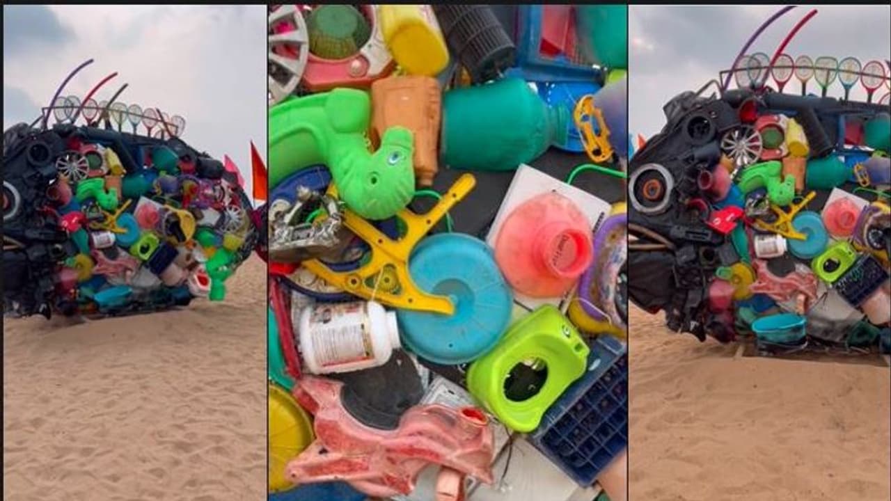 ಮನುಷ್ಯರಾಗಿ ಹುಟ್ಟಿದ ನಮ್ಮದದೆಷ್ಟು ಬೇಜವಾಬ್ದಾರಿತನದ ವರ್ತನೆ ನೋಡಿ.. ವೈರಲ್ ವೀಡಿಯೋ ಮನುಷ್ಯರಾಗಿ ಹುಟ್ಟಿದ ನಮ್ಮದದೆಷ್ಟು ಬೇಜವಾಬ್ದಾರಿತನದ ವರ್ತನೆ ನೋಡಿ.. ವೈರಲ್ ವೀಡಿಯೋ