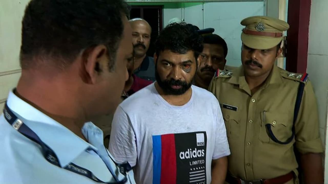 ഡോ. വന്ദനയുടെ കൊലയാളി സന്ദീപിനെ മെഡിക്കൽ കോളേജിലേക്ക് മാറ്റി; സുരക്ഷയൊരുക്കണമെന്ന് കോടതി