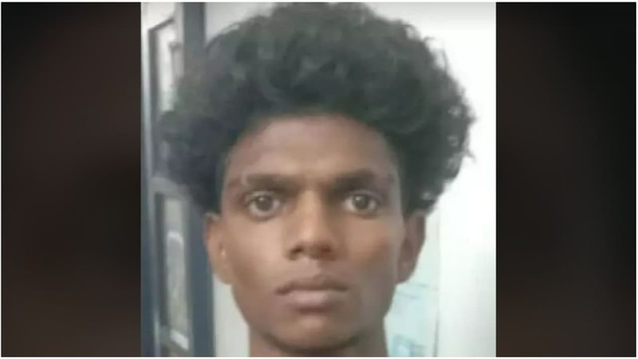 പേയാട് പെട്രോള് പമ്പ് ആക്രമണം: മുഖ്യപ്രതിയും പിടിയില് പേയാട് പെട്രോള് പമ്പ് ആക്രമണം: മുഖ്യപ്രതിയും പിടിയില്