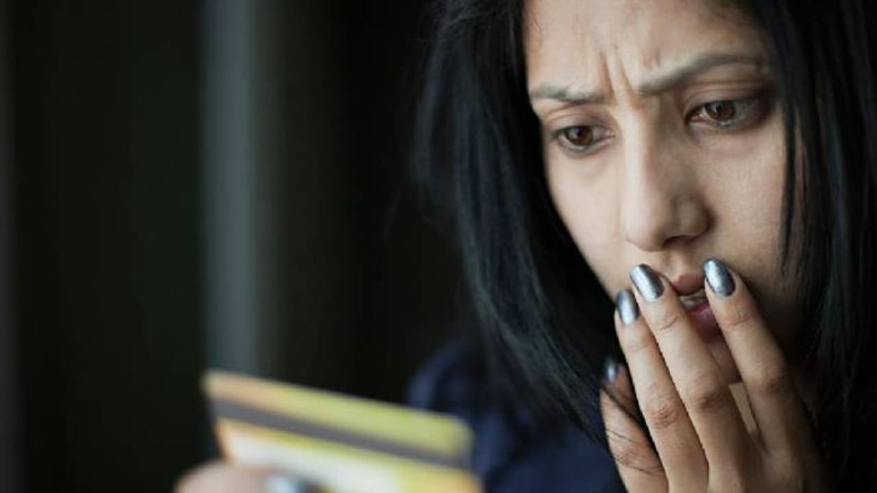 മകൾ ഫോണെടുത്തു, അമ്മയ്ക്ക് നഷ്ടപ്പെട്ടത് 250000 ത്തിലധികം രൂപ!