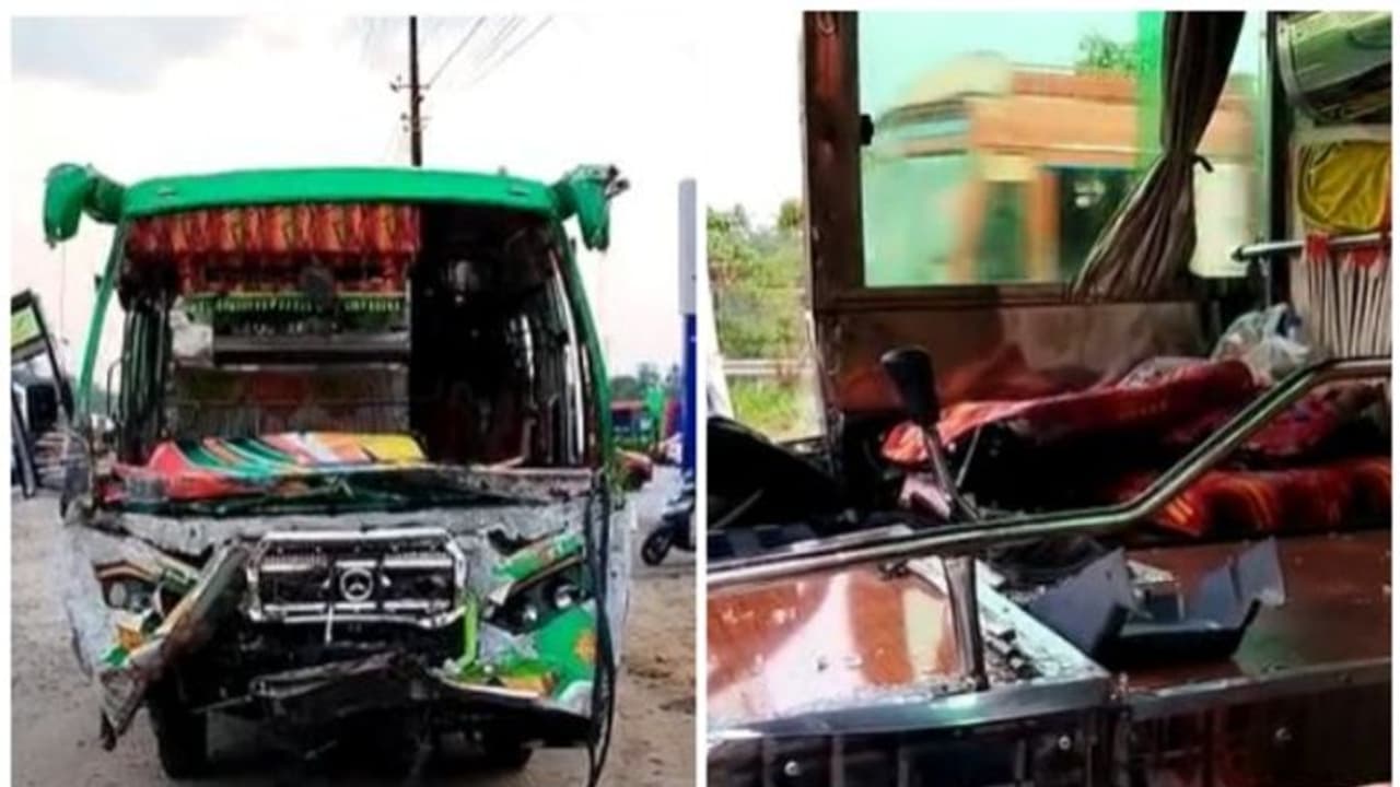 തൃശൂരിൽ ലോറിക്ക് പിറകില് ബസ് ഇടിച്ച് 23 പേര്ക്ക് പരിക്ക് തൃശൂരിൽ ലോറിക്ക് പിറകില് ബസ് ഇടിച്ച് 23 പേര്ക്ക് പരിക്ക്