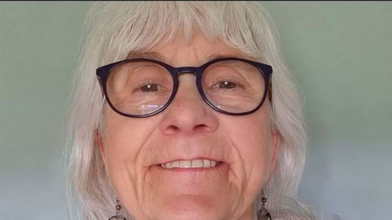 ಅನುವಂಶಿಕ ರೂಪಾಂತರ: ಈ ಮಹಿಳೆಗೆ ಹೆತ್ತರೂ ನೋವಿಲ್ಲ, ದವಡೆ ಮುರಿದರು ಗೊತ್ತಾಗಲ್ಲ ಅನುವಂಶಿಕ ರೂಪಾಂತರ: ಈ ಮಹಿಳೆಗೆ ಹೆತ್ತರೂ ನೋವಿಲ್ಲ, ದವಡೆ ಮುರಿದರು ಗೊತ್ತಾಗಲ್ಲ