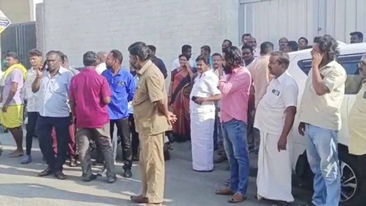 Tamil Nadu: Income Tax department raids underway in 40 locations connected to minister Senthil Balaji | WATCH Tamil Nadu: Income Tax department raids underway in 40 locations connected to minister Senthil Balaji | WATCH