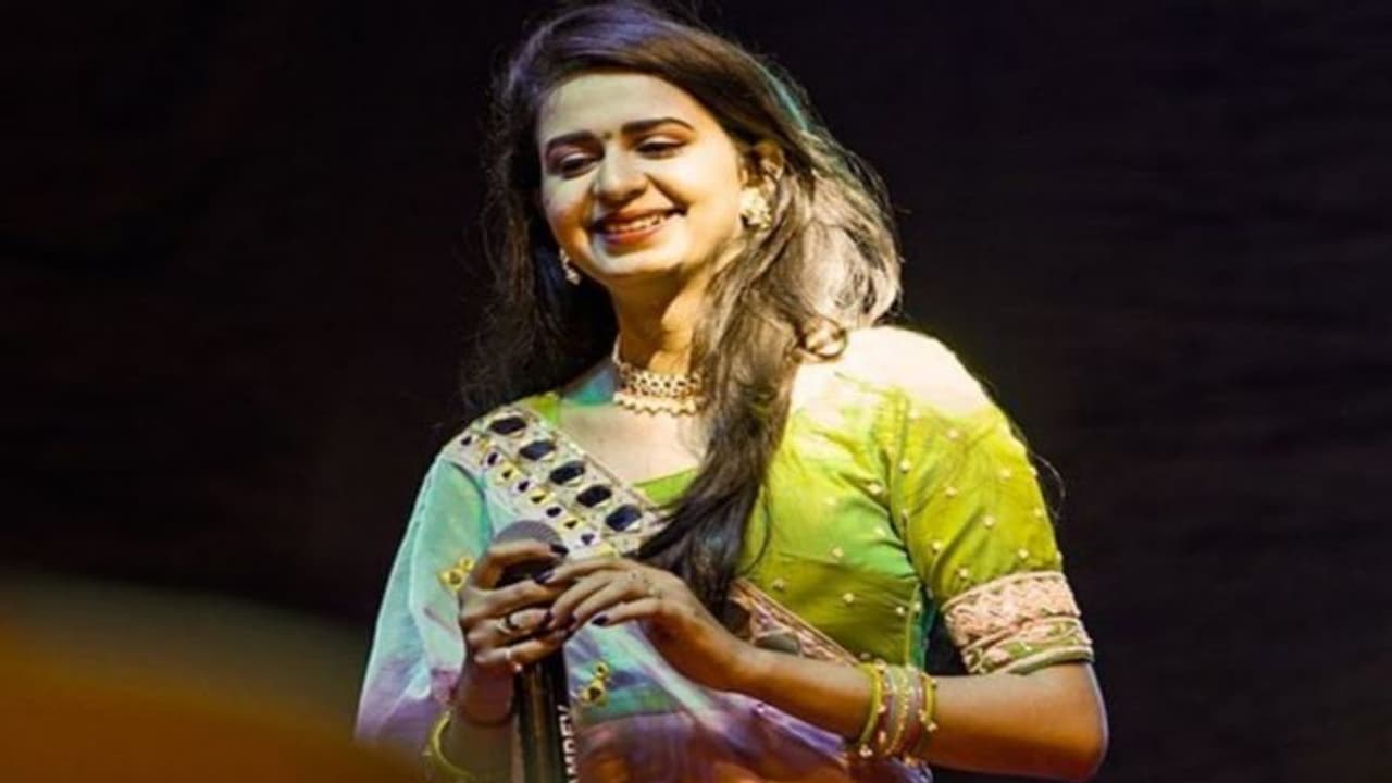 கலை நிகழ்ச்சிகளுடன் தொடங்கும் 2ஆவது குவாலிஃபையர்: மும்பை, குஜராத் பலப்பரீட்சை! கலை நிகழ்ச்சிகளுடன் தொடங்கும் 2ஆவது குவாலிஃபையர்: மும்பை, குஜராத் பலப்பரீட்சை!