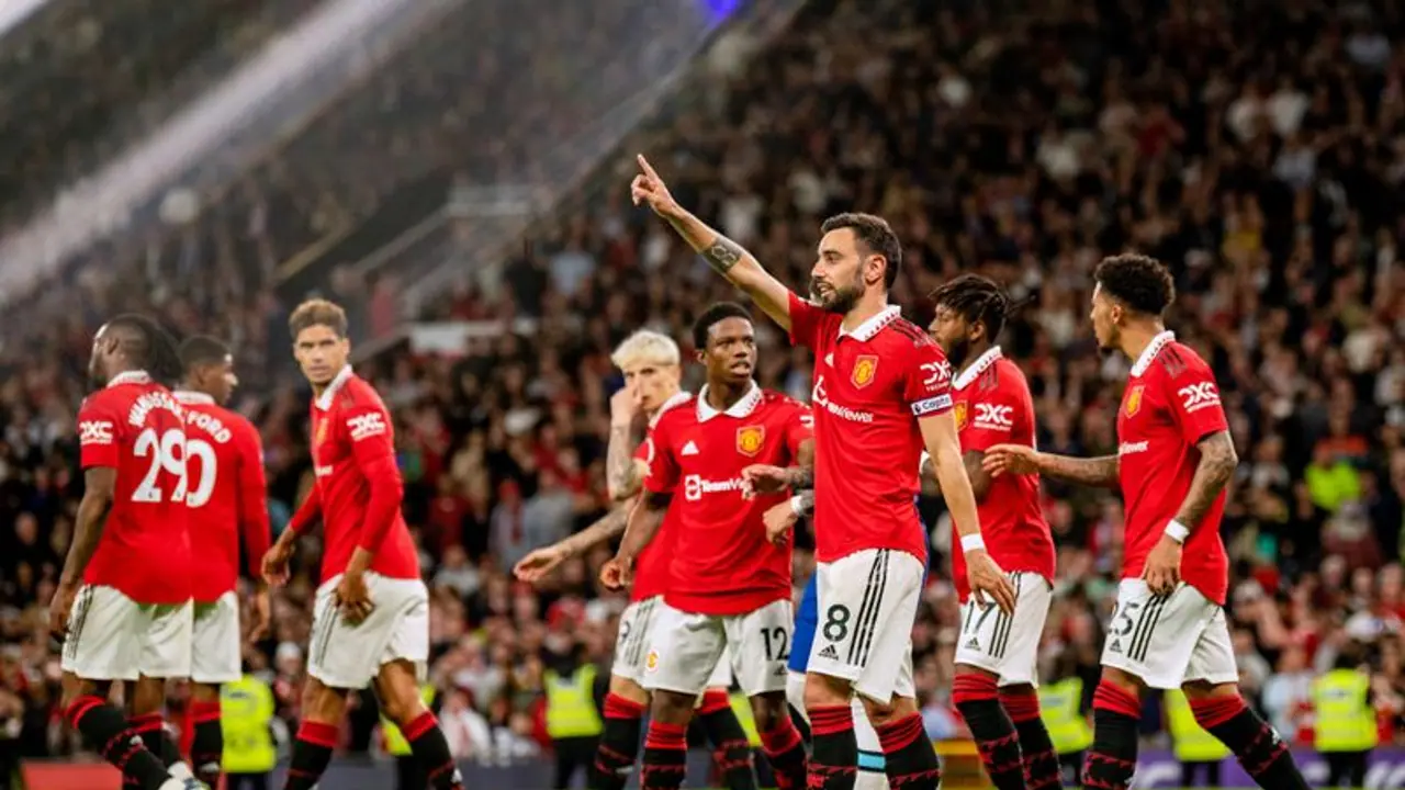 Man United fans thrilled after team secures much awaited Champions League comeback Man United fans thrilled after team secures much awaited Champions League comeback