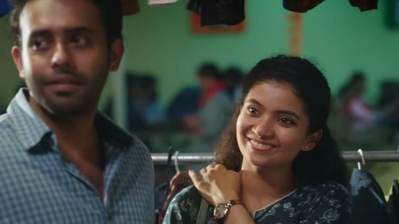 ചിരിപ്പിച്ച് രസിപ്പിക്കുന്ന 'ത്രിശങ്കു' റിവ്യു ചിരിപ്പിച്ച് രസിപ്പിക്കുന്ന 'ത്രിശങ്കു' റിവ്യു