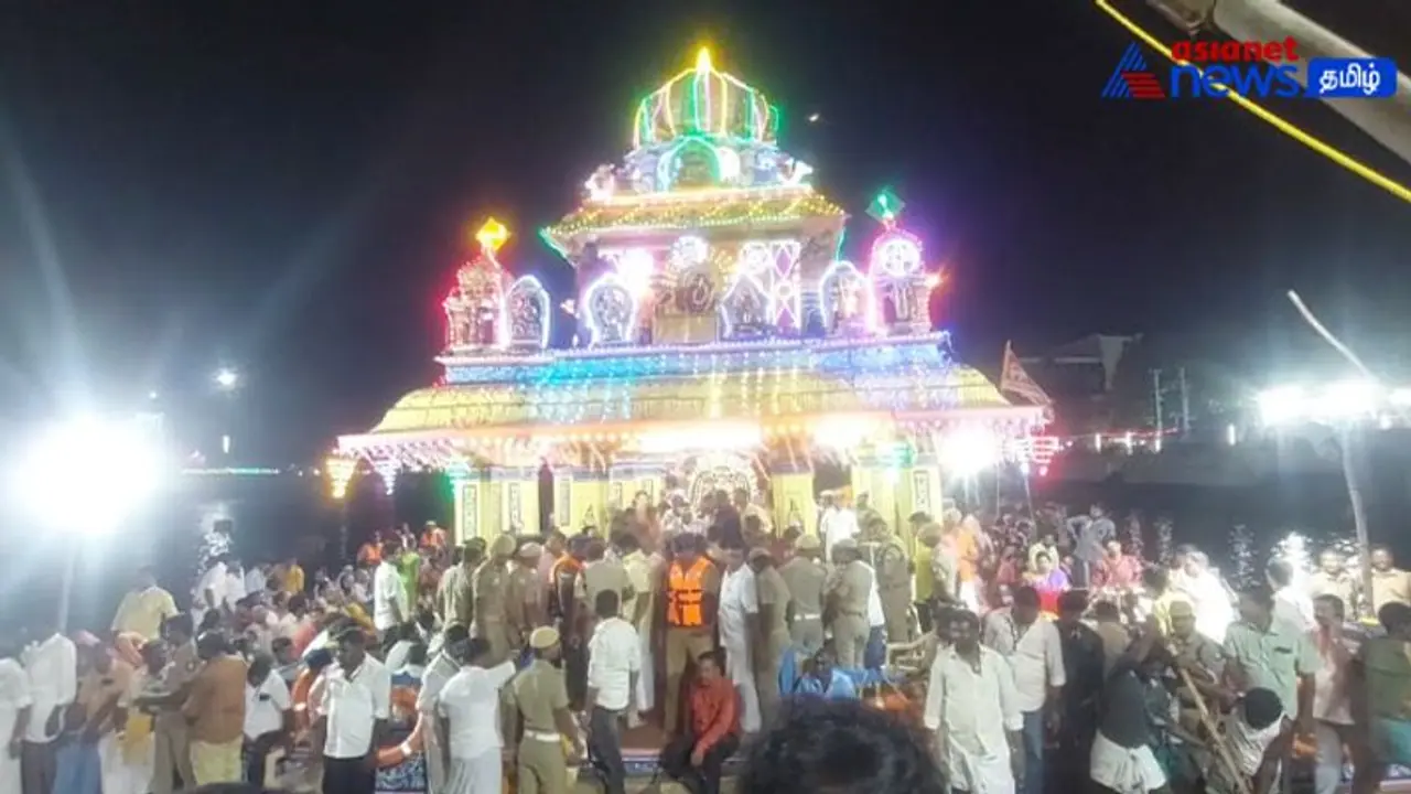 Thyagarajar Kovil : திருவாரூர் தியாகராஜர் கோவில் தெப்பத் திருவிழா! கமலாலய குளத்தில் வண்ணமிகு ஏற்பாடு! Thyagarajar Kovil : திருவாரூர் தியாகராஜர் கோவில் தெப்பத் திருவிழா! கமலாலய குளத்தில் வண்ணமிகு ஏற்பாடு!
