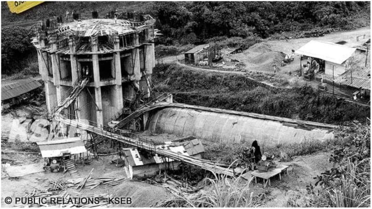 'ഇത് വെറും കെട്ടിടമല്ല, മോണിംഗ് ഗ്ലോറി'; ചിത്രം പങ്കുവച്ച് കെഎസ്ഇബി 'ഇത് വെറും കെട്ടിടമല്ല, മോണിംഗ് ഗ്ലോറി'; ചിത്രം പങ്കുവച്ച് കെഎസ്ഇബി