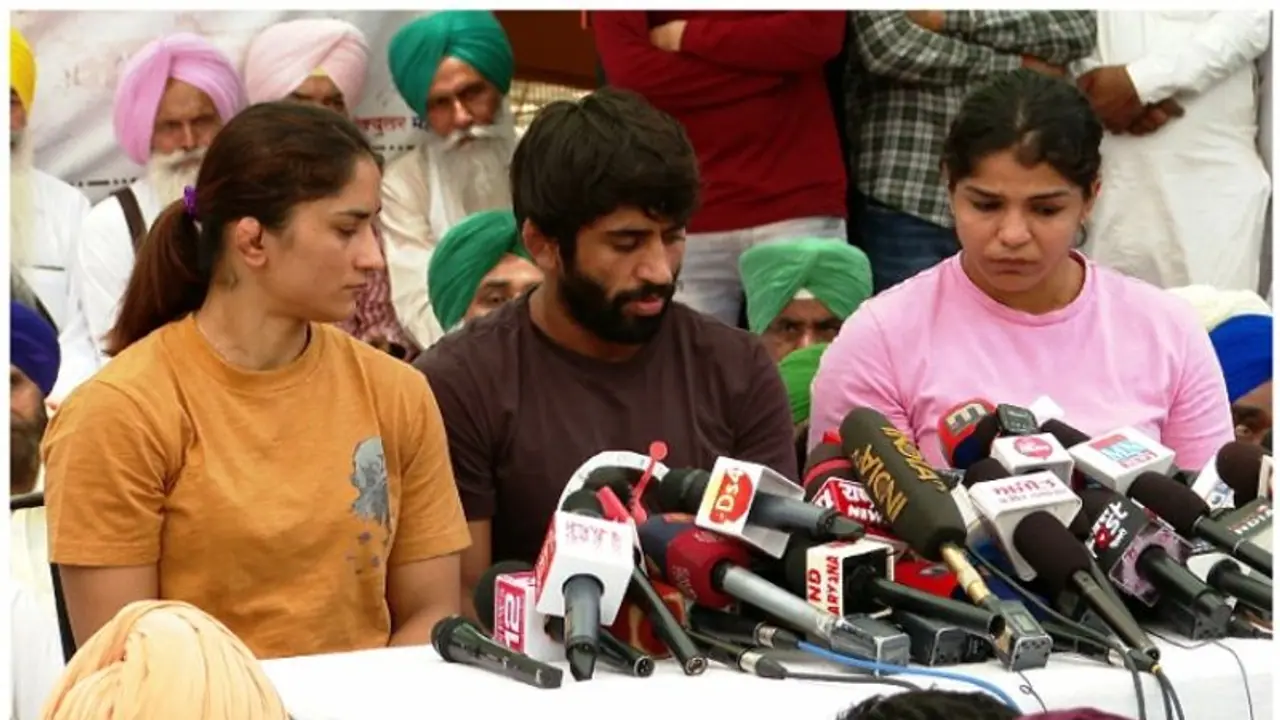 ഗുസ്തി താരങ്ങളുടെ സമരം: 28ന് ദില്ലി അതിർത്തികളിൽ നിന്ന് കർഷകരുടെ മാർച്ച്; സമാധാനപരമായിരിക്കുമെന്ന് കർഷകർ ഗുസ്തി താരങ്ങളുടെ സമരം: 28ന് ദില്ലി അതിർത്തികളിൽ നിന്ന് കർഷകരുടെ മാർച്ച്; സമാധാനപരമായിരിക്കുമെന്ന് കർഷകർ