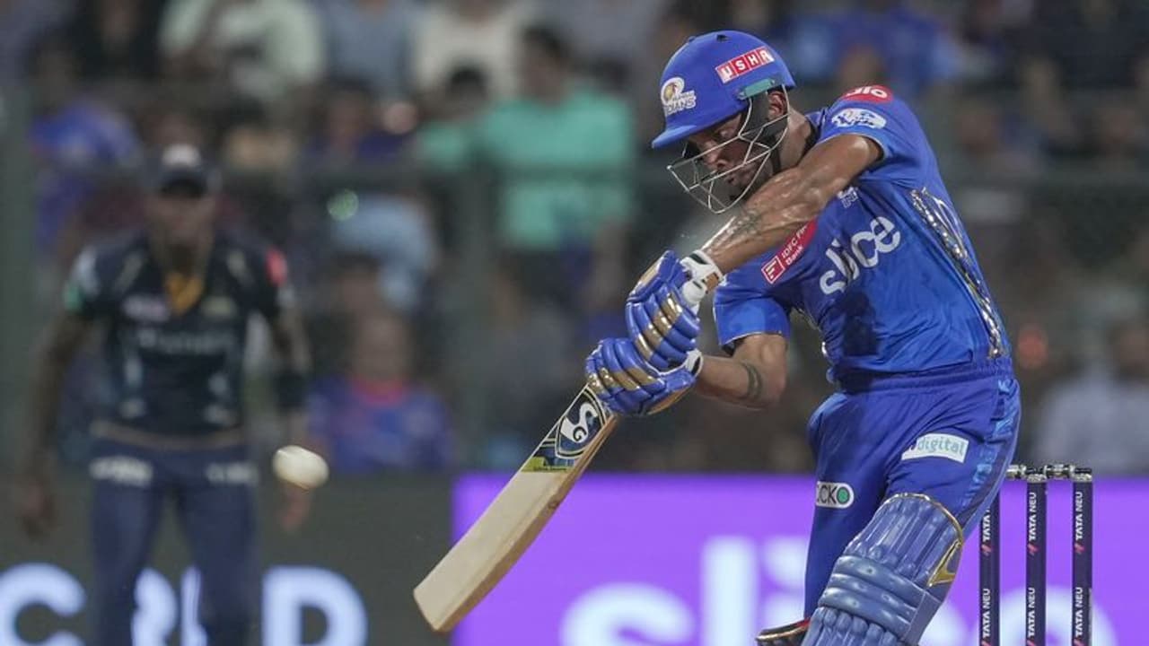 ടിം ഡേവിഡിന് മുമ്പെ വിഷ്ണു വിനോദിനെ ഇറക്കിയതില്‍ വിമര്‍ശനം; മറുപടി നല്‍കി രോഹിത്