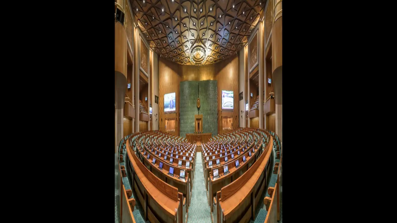 పార్లమెంట్ ఆకట్టుకునేలా ఉంది ఎన్ సీ నేత ఒమర్ అబ్దుల్లా.. పార్టీ హాజరుకాకపోయినా ప్రశంసించిన కాశ్మీరీ నేత పార్లమెంట్ ఆకట్టుకునేలా ఉంది ఎన్ సీ నేత ఒమర్ అబ్దుల్లా.. పార్టీ హాజరుకాకపోయినా ప్రశంసించిన కాశ్మీరీ నేత