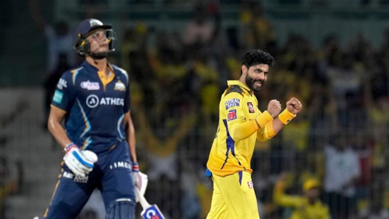 ரசிகர்கள் பாதுகாப்பாக வீட்டிற்கு செல்ல நள்ளிரவு 1 மணி வரை மெட்ரோ ரயில் சேவை இயங்கும்! ரசிகர்கள் பாதுகாப்பாக வீட்டிற்கு செல்ல நள்ளிரவு 1 மணி வரை மெட்ரோ ரயில் சேவை இயங்கும்!