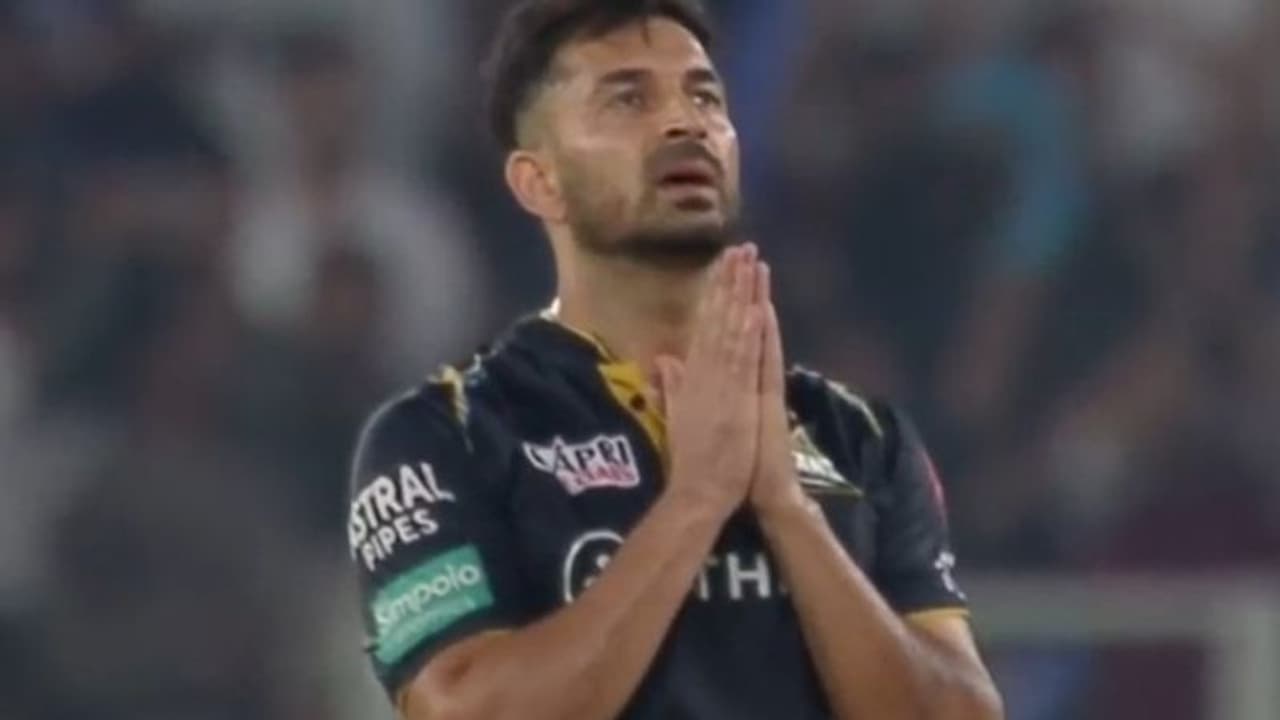 என்னயவா அணியிலிருந்து தூக்குனீங்க: 5 விக்கெட் கைப்பற்றி மாஸ் காட்டிய மோகித் சர்மா!