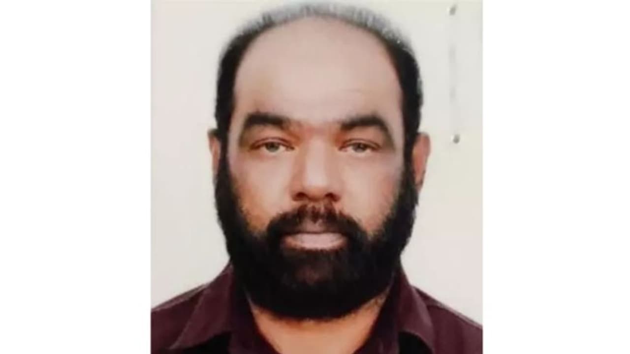 പക്ഷാഘാതത്തെ തുടര്ന്ന് ചികിത്സയിലായിരുന്ന പ്രവാസി മലയാളി നിര്യാതനായി പക്ഷാഘാതത്തെ തുടര്ന്ന് ചികിത്സയിലായിരുന്ന പ്രവാസി മലയാളി നിര്യാതനായി