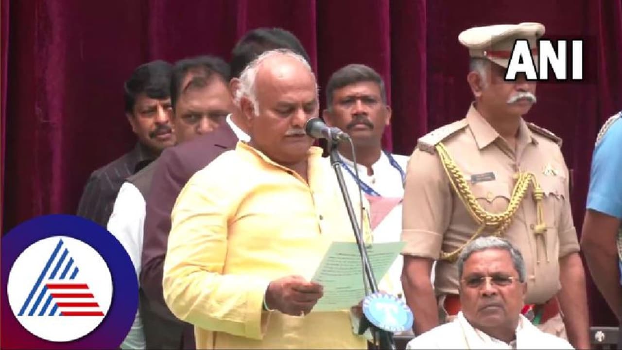 Karnataka cabinet: ಬಸವನಾಡಿನ ಶಾಸಕ ಪಾಟೀಲಗೆ ಎರಡನೇ ಬಾರಿಗೆ ಒಲಿದ ಸಚಿವ ಸ್ಥಾನ Karnataka cabinet: ಬಸವನಾಡಿನ ಶಾಸಕ ಪಾಟೀಲಗೆ ಎರಡನೇ ಬಾರಿಗೆ ಒಲಿದ ಸಚಿವ ಸ್ಥಾನ