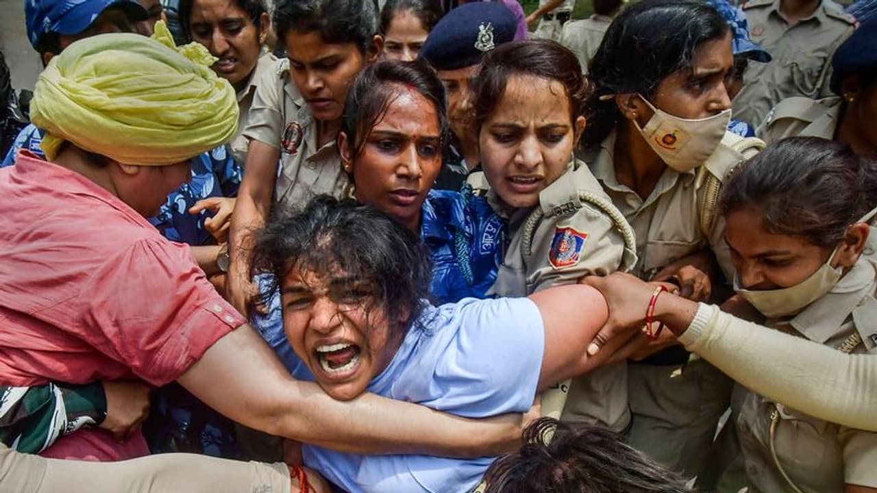 'Fight for justice continues': Wrestlers Sakshi Malik, Bajrang Punia squash reports of withdrawal from protest