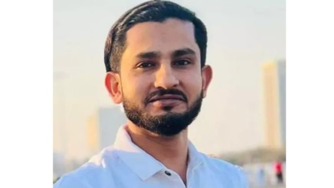 പ്രവാസി മലയാളി യുവാവ് ഹൃദയാഘാതം മൂലം മരിച്ചു പ്രവാസി മലയാളി യുവാവ് ഹൃദയാഘാതം മൂലം മരിച്ചു