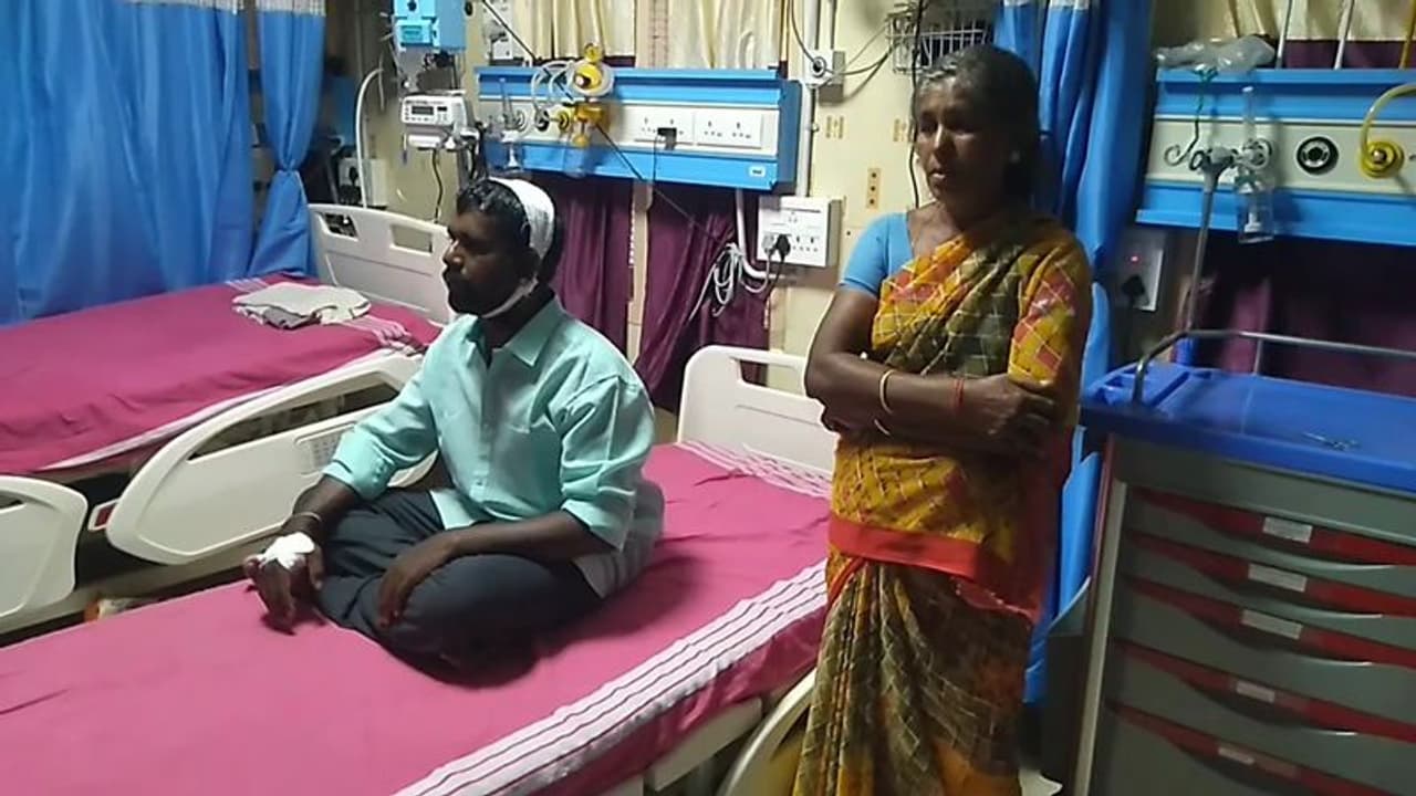 திருச்சியில் மணல் கடத்தலை தடுக்க முயன்ற அதிகாரியை கடித்து கொல்ல முயற்சி காவல்துறை விசாரணை