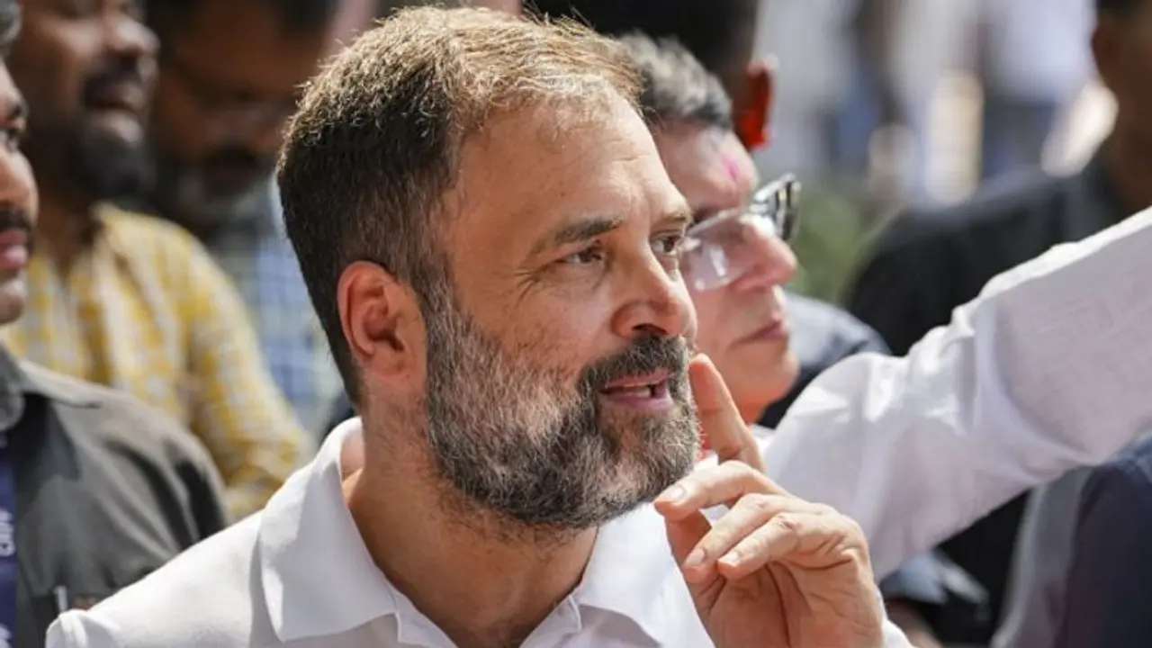 மணிப்பூர் களத்தில் ராகுல் காந்தி! 2 நாள் பயணம்... வன்முறையால் பாதிக்கப்பட்ட மக்களுடன் சந்திப்பு!