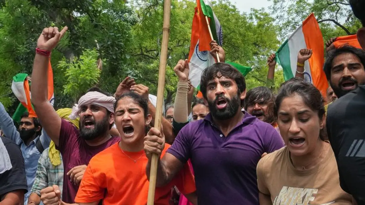 Wrestlers suspend protest till June 15 after meeting with Sports Minister Anurag Thakur