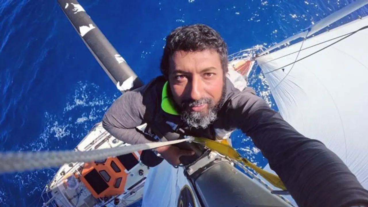 Exclusive : 236 நாட்களில் கடலில் உலகை சுற்றி வந்த முதல் இந்தியர் 'அபிலாஷ் டோமி' பயண அனுபவங்கள்!