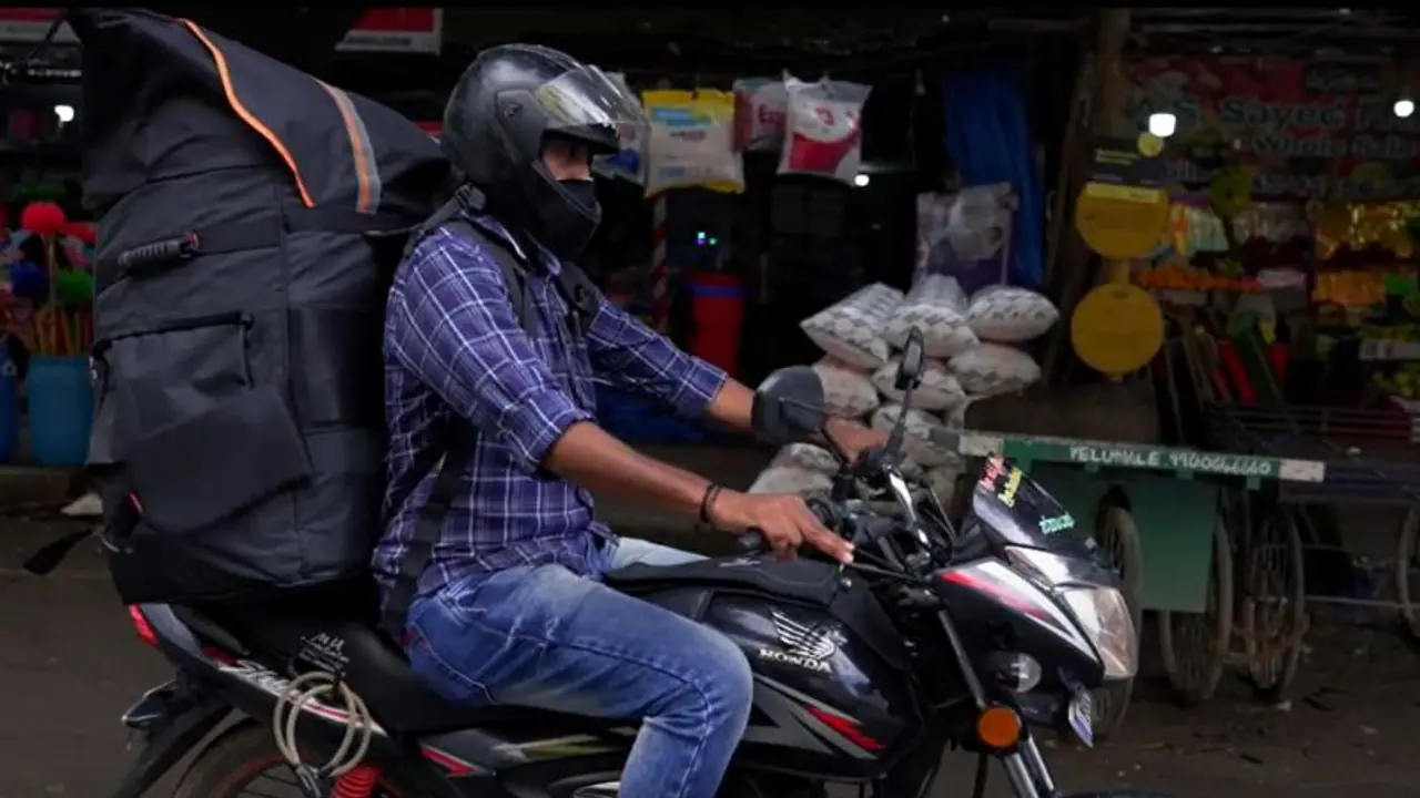 ಕಾರ್ಯರೂಪಕ್ಕೆ ಬಂದ ಫ್ಲಿಪ್ಕಾರ್ಟ್ ಕಿರಣಾ ಕಾರ್ಯಕ್ರಮ! ಕಾರ್ಯರೂಪಕ್ಕೆ ಬಂದ ಫ್ಲಿಪ್ಕಾರ್ಟ್ ಕಿರಣಾ ಕಾರ್ಯಕ್ರಮ!