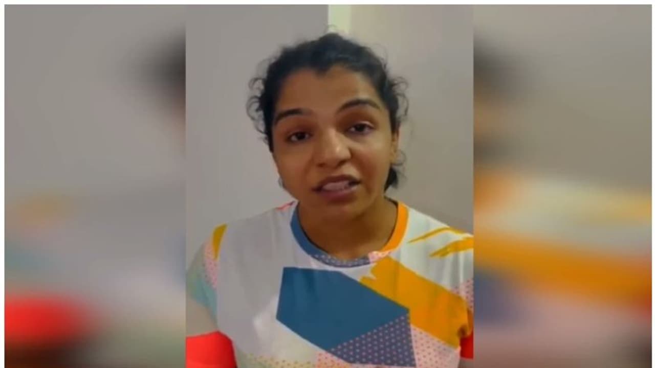 തളരില്ല, നീതി ലഭിക്കും വരെ സമരവുമായി മുന്നോട്ടുപോകുമെന്ന് സാക്ഷി മാലിക്