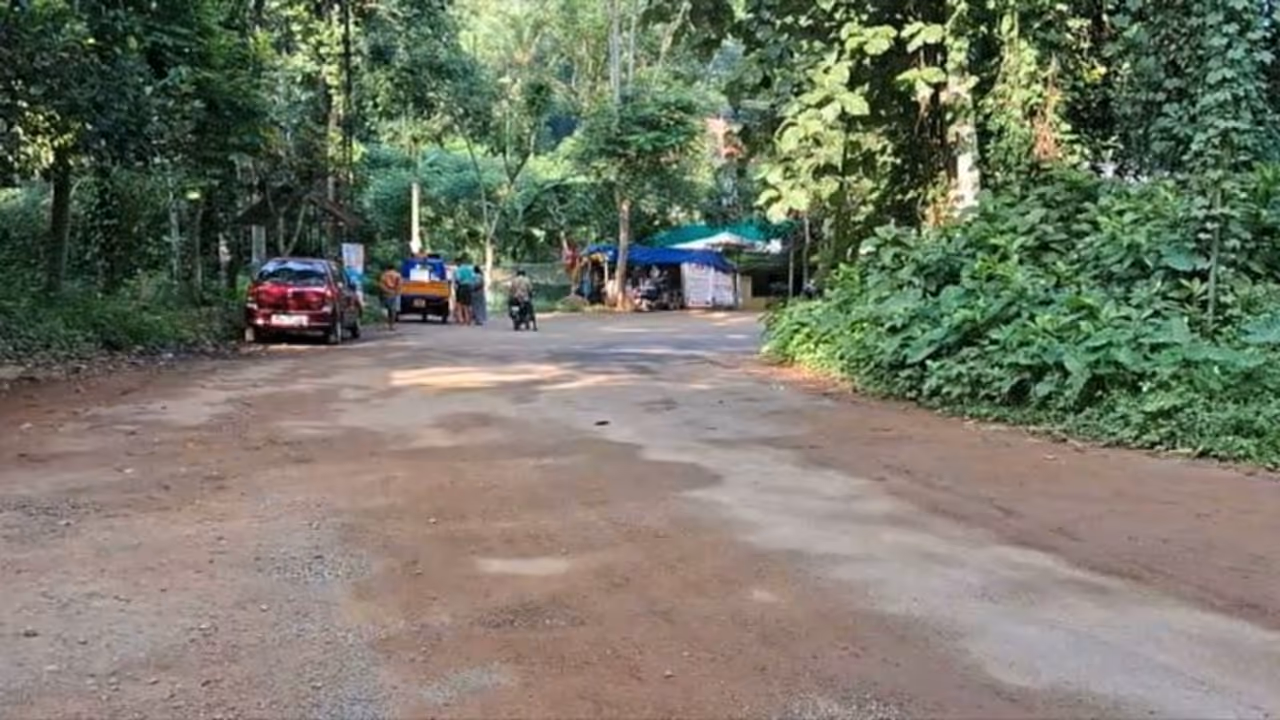 കോട്ടയത്ത് ഭൂമിക്കടിയിൽ നിന്ന് മുഴക്കം; ആശങ്കയിൽ ജനം, പരിശോധിക്കാൻ ജിയോളജി വകുപ്പ് കോട്ടയത്ത് ഭൂമിക്കടിയിൽ നിന്ന് മുഴക്കം; ആശങ്കയിൽ ജനം, പരിശോധിക്കാൻ ജിയോളജി വകുപ്പ്