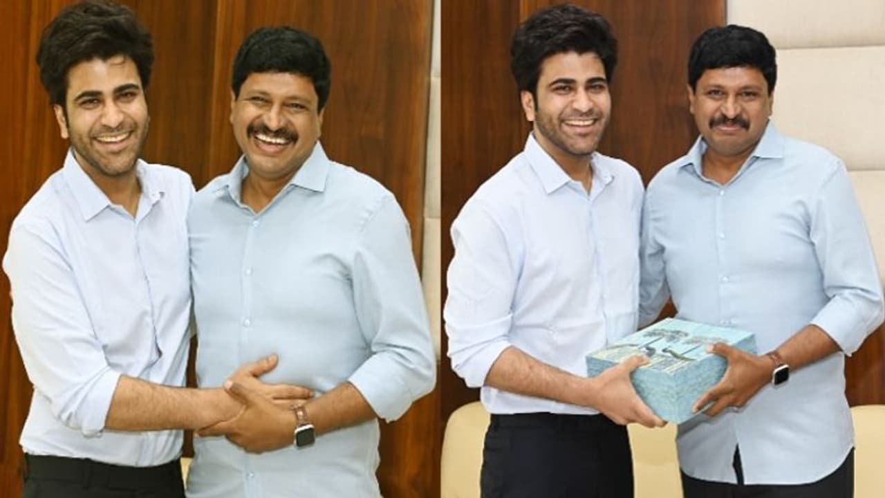 తన పెళ్లికి ఆహ్వానిస్తూ.. ఎంపీ సంతోష్ కుమార్ ను కలిసిన శర్వానంద్ తన పెళ్లికి ఆహ్వానిస్తూ.. ఎంపీ సంతోష్ కుమార్ ను కలిసిన శర్వానంద్