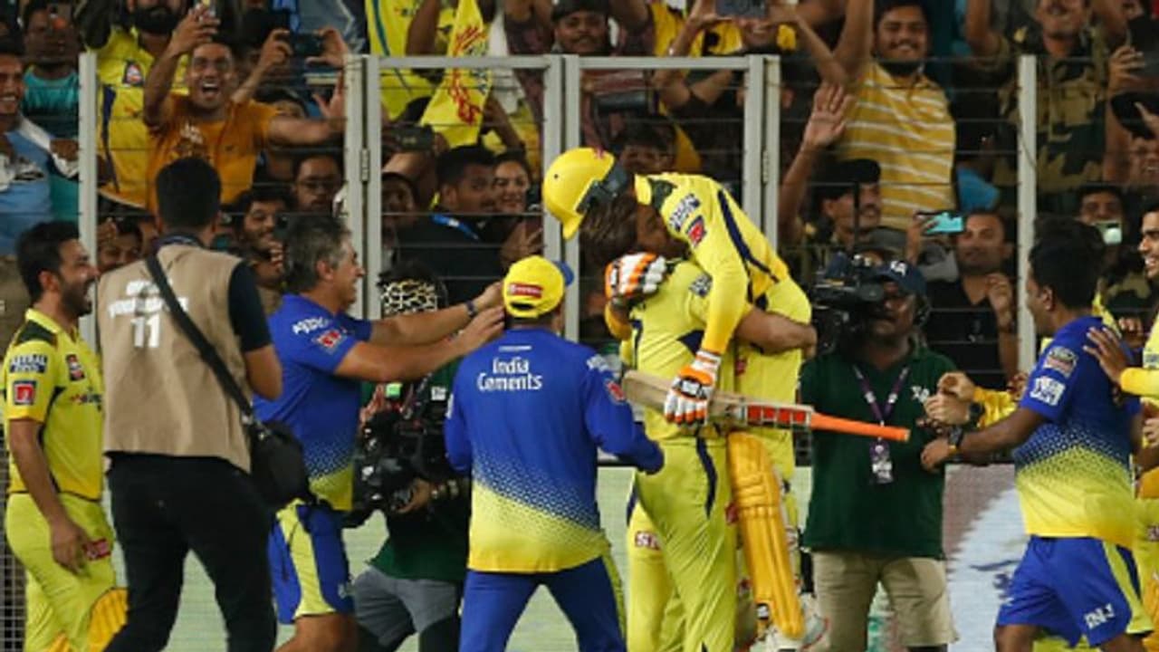 ഐപിഎല്ലിലെ ധോണിയുടെ ഭാവി; ക്ലാസിക്ക് മറുപടിയുമായി ശിവം ദുബെ 