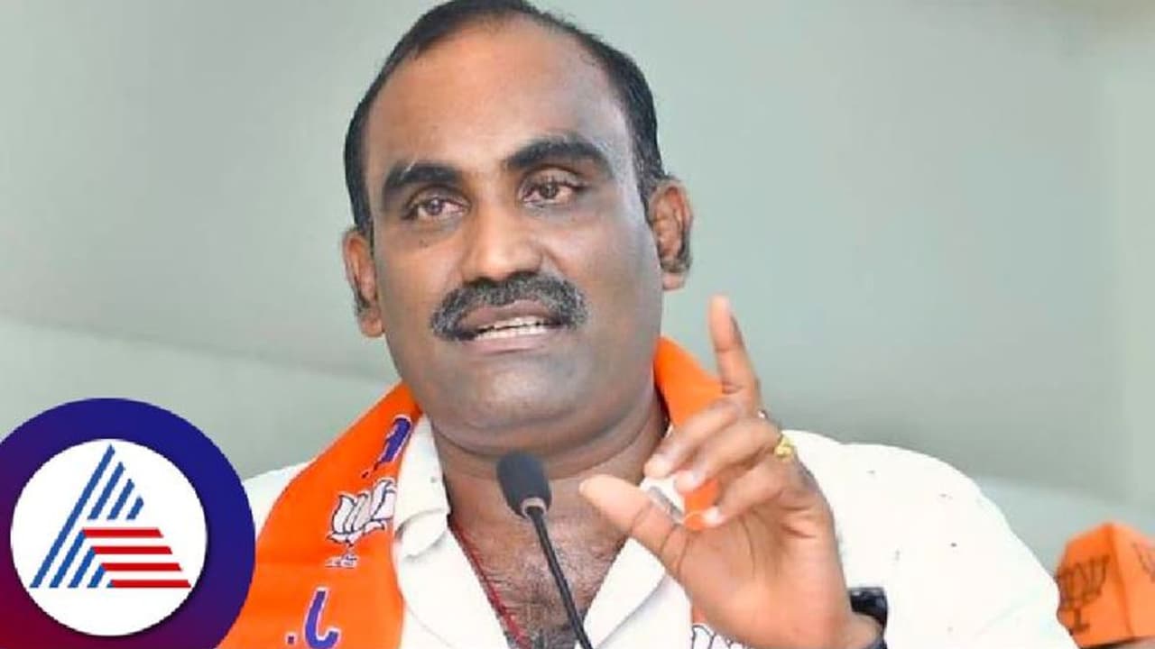 ಹಿಜಾಬ್‌ ಬಗ್ಗೆ ಸಾಹಿತಿಗಳಿಂದ ಅನಗತ್ಯ ಗೊಂದಲ: ಶಾಸಕ ಯಶ್ಪಾಲ್‌ ಗರಂ