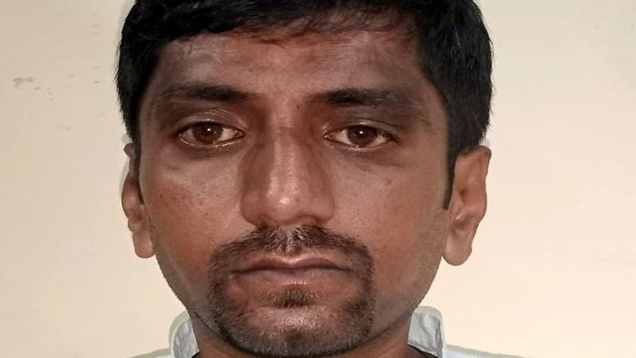 ಬೆಂಗಳೂರು: ಸಚಿವ ಪ್ರಿಯಾಂಕ್‌ ಖರ್ಗೆ ಆಪ್ತನ ಹೆಸರಲ್ಲಿ ಸುಲಿಗೆ ಯತ್ನಿಸಿದ ಕಿಡಿಗೇಡಿ ಅರೆಸ್ಟ್‌