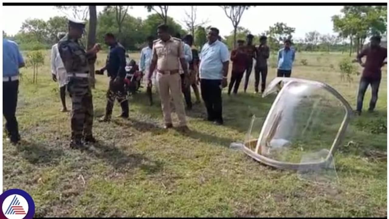Aircraft Crashed: ಚಾಮರಾಜನಗರ ವಿಮಾನ ಪತನ ಸ್ಥಳಕ್ಕೆ ಬಂದ ಆರ್ಮಿ ತಂಡ Aircraft Crashed: ಚಾಮರಾಜನಗರ ವಿಮಾನ ಪತನ ಸ್ಥಳಕ್ಕೆ ಬಂದ ಆರ್ಮಿ ತಂಡ