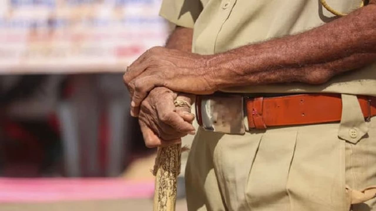 ಮಂಗಳೂರಲ್ಲಿ ನೈತಿಕ ಪೊಲೀಸ್‌ಗಿರಿ: ಕೇರಳ ಮೂಲದ 6 ಮಂದಿಗೆ ಥಳಿತ