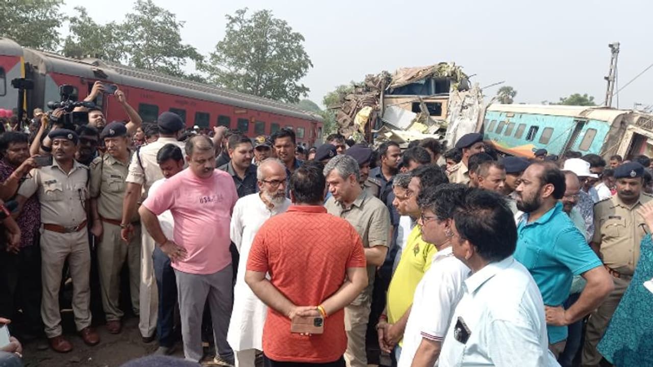 Odisha Train Accident: ప్రమాదంపై ఉన్నత స్థాయి విచారణ.. ఆ తర్వాతే కారణాలు తెలుస్తాయి: అశ్విని వైష్ణవ్